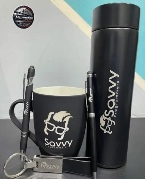 Customized Mugs & Bottles Printing